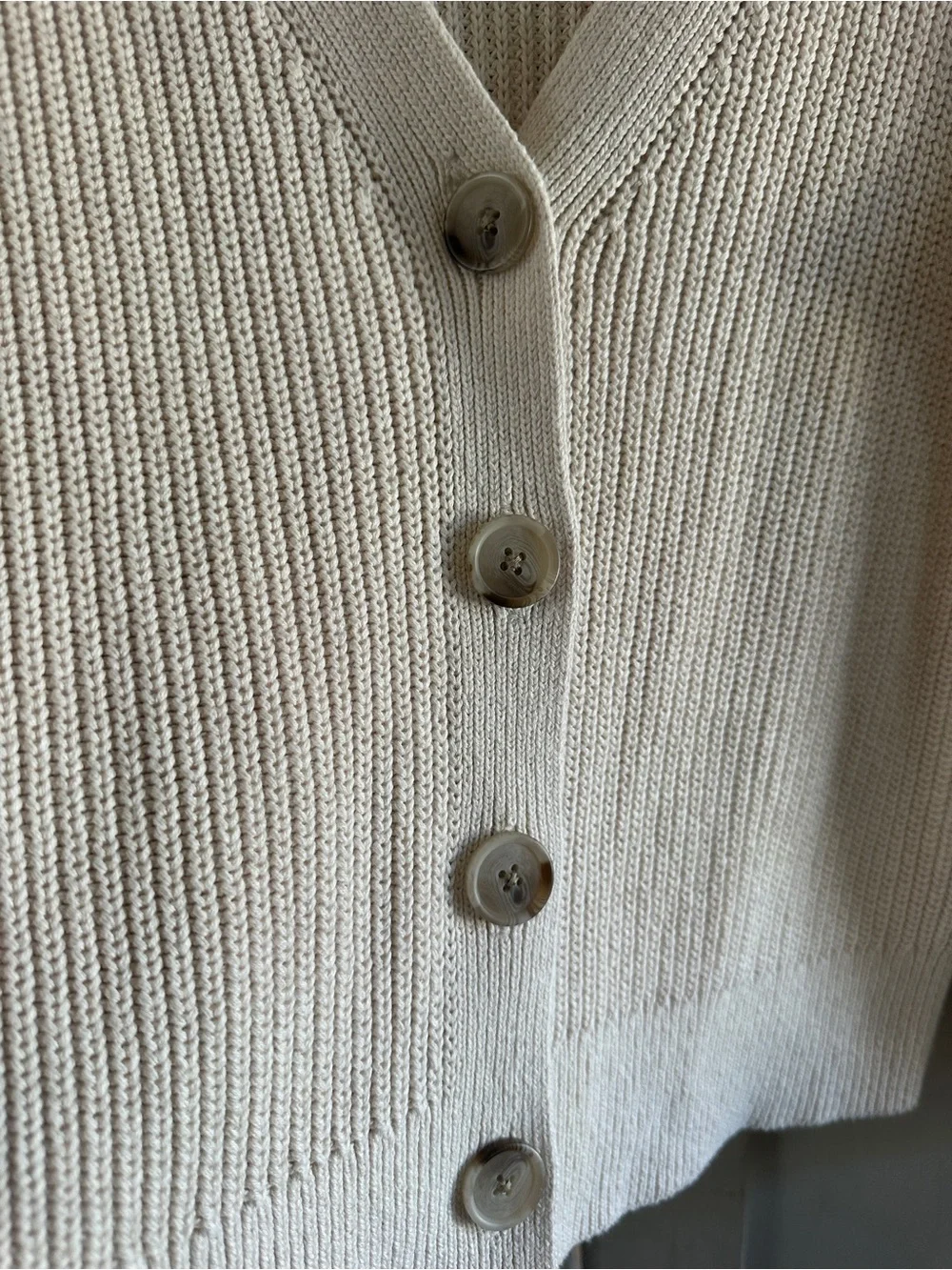 Old Navy Cream 100% Cotton Knit Cardigan Sweater Womens Small Button Front - Picture 3 of 7